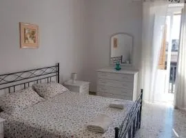 One bedroom apartement with furnished terrace and wifi at Matino