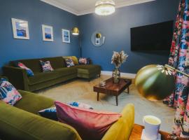 Fair Rigg by Cradel Haus - Ultra Luxury Lakes Holiday Homes, Pet Friendly, Parking & EV Plug，位于鲍内斯温德米尔的酒店