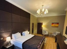 GOLDEN SQUARE Baku HOTEL，位于巴库Yasamal 的酒店