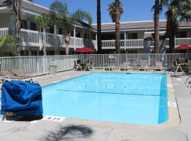 灵加东6汽车旅馆，位于科灵加的酒店