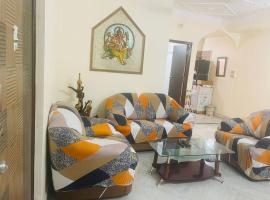 Home Stay Near Kolkata Airport，位于kolkata的酒店