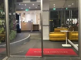 库斯蒂尔酒店