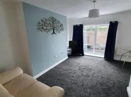Quiet 2 bedroom flat in Darlington with free parking, wi-fi and more
