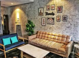 IPOH AGONG HOMESTAY by ONE LIFE FOUR SEASON GUESTHOUSE，位于怡保的旅馆
