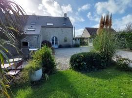 Le So Sweet, maison avec jardin, baby foot, flipper, table de ping pong, à 1km à pied Omaha beach et près Port en Bessin，位于Sainte-Honorine-des-Pertes的度假屋