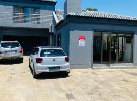 Airport Imperial Guest House，位于肯普顿帕克的酒店