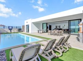 Isla Favorita Resort，位于拉哈雷斯的酒店