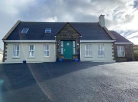 The Cliffs of Moher House, Doolin，位于Clarecastle的酒店