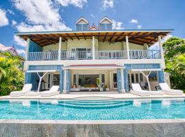 Eden Island Luxury Ocean Front Villa with Pool，位于维多利亚的酒店