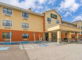 Extended Stay America Select Suites - Tampa - North - USF - Attractions，位于坦帕庙台的酒店