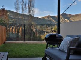 Mon Cheri Clarens，位于克拉伦斯的宠物友好酒店