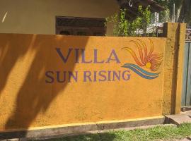 Villa Sun Rising，位于陶尔佩的酒店