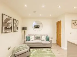 Stylish & Central Homes in Bromley