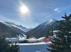 Chalet Studio - Top Ausstattung - beste Lage Davos，位于达沃斯的酒店
