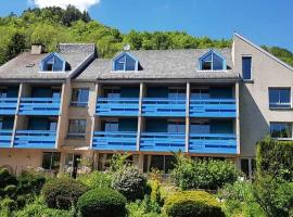 Le Castel du Cantal Groupe Village Fani，位于蒂耶扎克的酒店