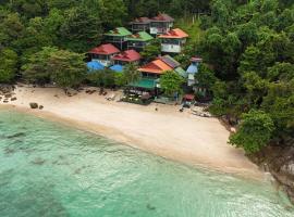 Perhentian Chomel Chalet，位于停泊岛的住宿加早餐旅馆