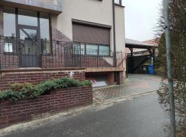 Apartament dla par，位于Olesno的酒店