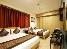 Hotel Park Suites Near Delhi Airport，位于新德里Mahipalpur的酒店