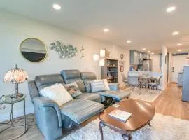 Galveston Beachfront Condo Balcony and Pool Access!