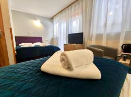 Ośrodek Konferencyjno-Wypoczynkowy "Krucze Skały" w Karpaczu，位于卡尔帕奇的酒店