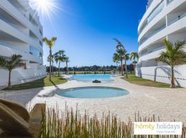 Homity Exclusive Playa Granada Beach & Golf - Mar de Astrid，位于莫特里尔的海滩短租房