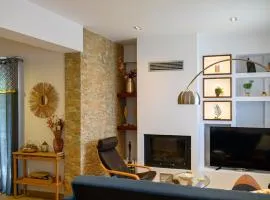 Chic Apartment in Nature, 5-min walk to the Beach