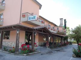 Hotel Del Ventura，位于福萨托-迪维科的酒店