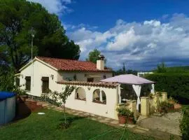 2 bedrooms chalet with private pool terrace and wifi at L'Arbocar Avinyonet del Penedes Barcelona