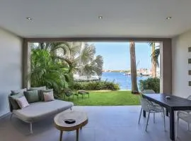 One bedroom apartement with sea view shared pool and enclosed garden at Cole Bay