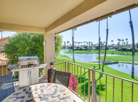 Palm Desert Condo with Resort Amenities!，位于棕榈荒漠的酒店