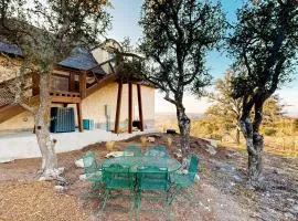 Stylish 1BR with Patio and Nature Views - Near River