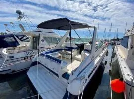 Superbe bateau à Gruissan