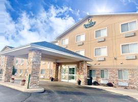 Quality Inn & Suites Wisconsin Dells Downtown - Waterparks Area，位于威斯康星戴尔的酒店