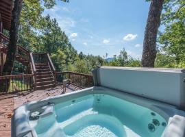 Sterling Retreat Pet Friendly, Hot Tub & Mountain Views!，位于黑山的酒店