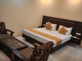 Hotel New City Lite，位于新德里德里英迪拉•甘地国际机场 - DEL附近的酒店