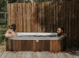Waterfront - Hot Tub - Sauna - Serenity