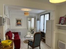 Timounyan T2 centre ville au calme Animaux acceptés，位于阿卡雄的酒店