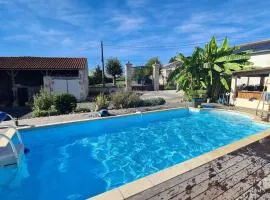 Gîtes de 2 à 11 personnes au Domaine d'USSON