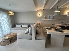 ANDROS ELEMENTS APARTMENTS - AIR & WATER，位于加夫里翁的酒店