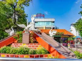 FabHotel Tulsi Park - Nr Sai Baba Temple