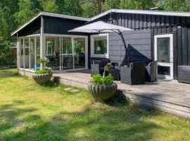 Amazing Home In Fjälkinge With Wifi