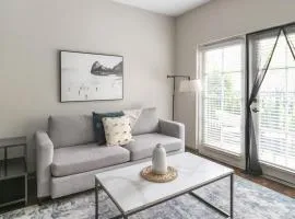 Landing Modern Apartment with Amazing Amenities (ID3112X58)