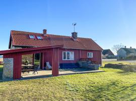 3 Bedroom Stunning Home In Degerhamn，位于Degerhamn的乡村别墅