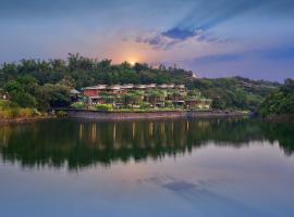 Grape County Eco Resort & Spa, Nashik，位于纳西克的酒店