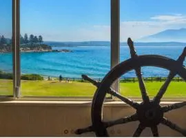 Bermagui Bay Beach House Best location in Bermagui