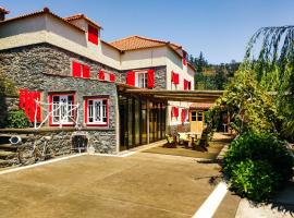 Casas Maravilha - Casa Grande by Madeira Sun Travel，位于卡列塔的度假屋