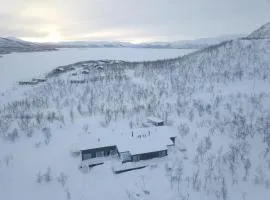 Sunrise View Lapland, Sky View Bedroom & Hot Tub