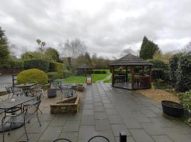 The Golden Cup - Yoxall，位于Yoxall的酒店