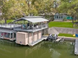 Lubinberry Lakeside Waterfront Home Hot Tub Boat Slip Jet Ski Lift