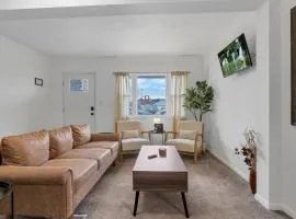 Housepitality - The Southside Ranch